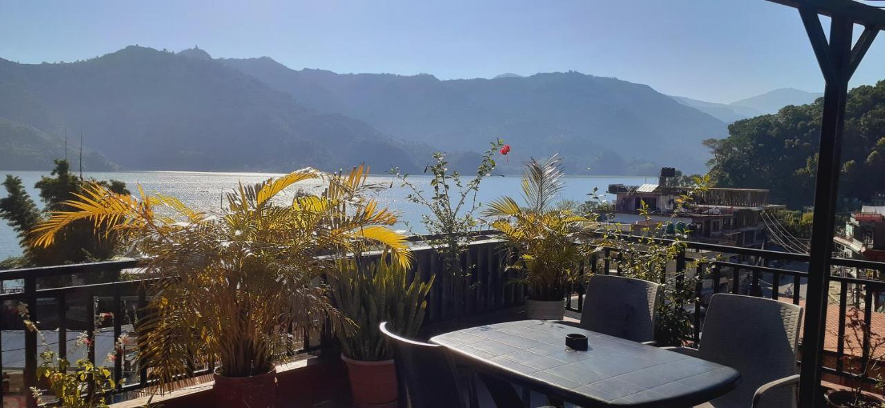 Golden Lake Pokhara Exterior foto